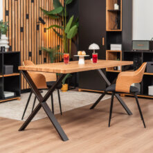 stabilny stół na metalowym X