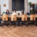 stół konferencyjny do meeting room