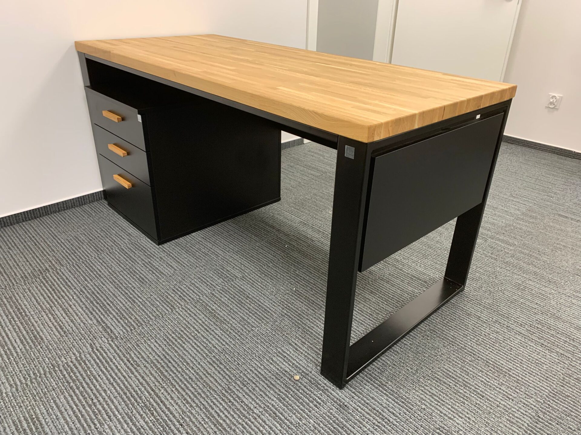 Obrazek #2 z Sebastian