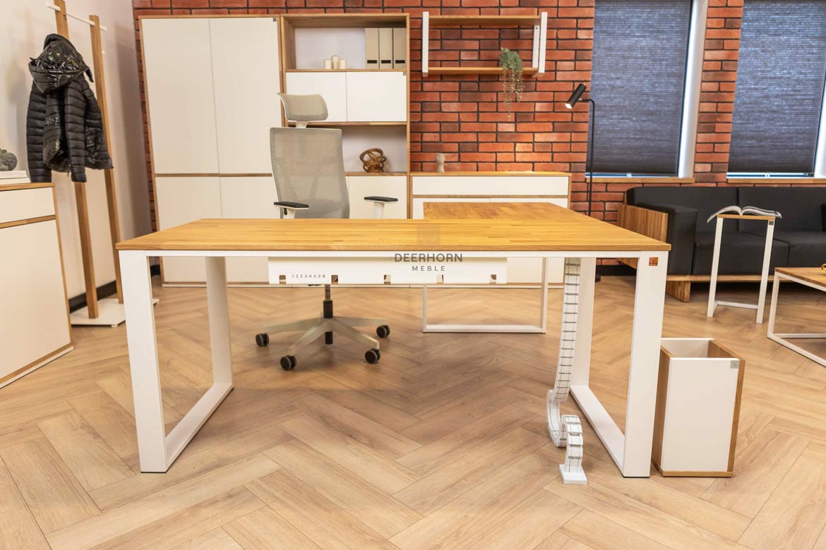 biurko drewniane do biura