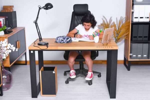 modne biurko dla nastolatka