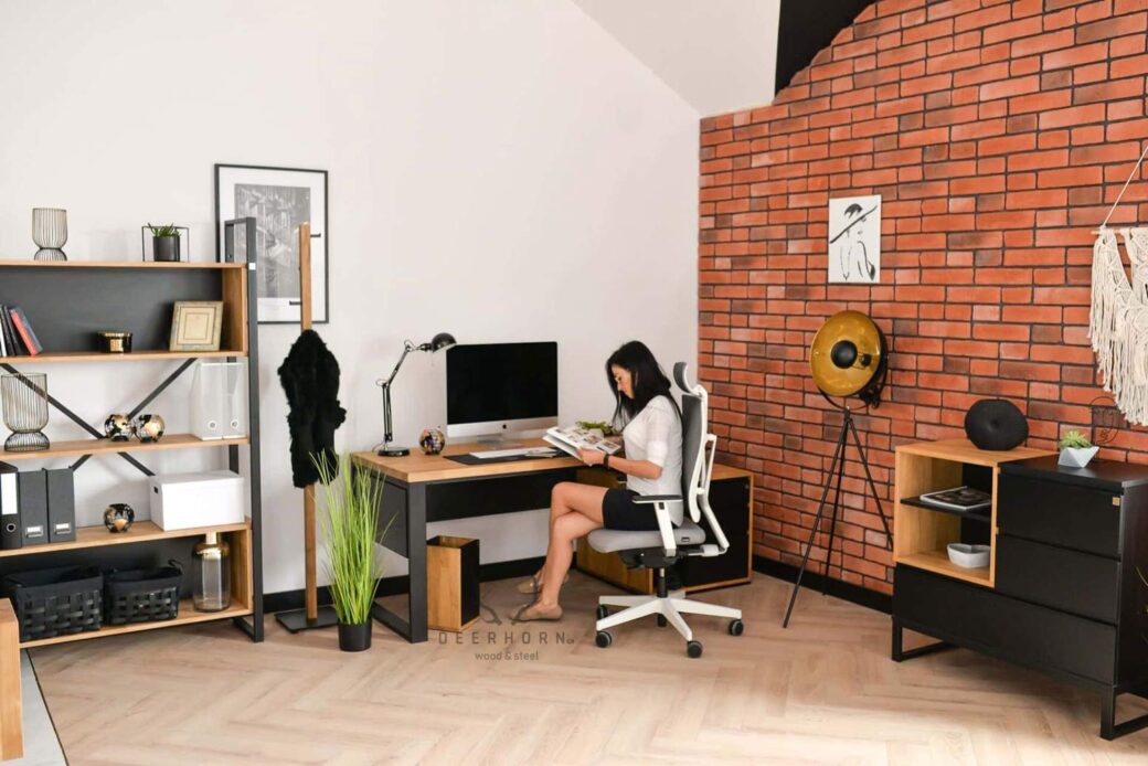 Biurko dębowe biurowe office z drewnianym blatem i szufladami