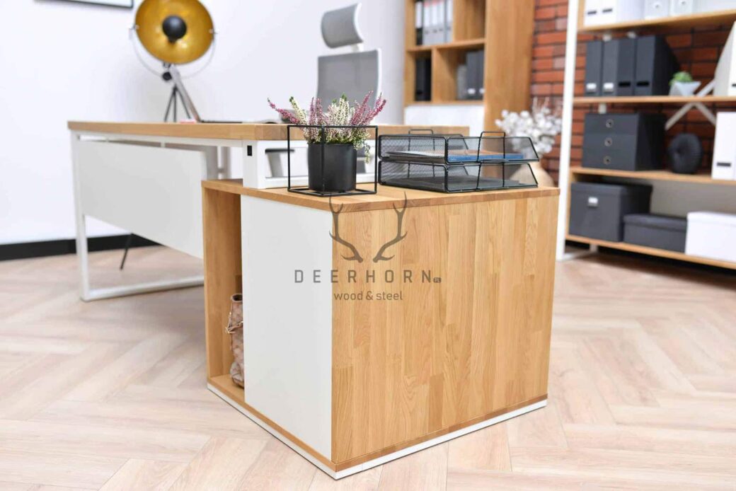 Białe biurko kobiece loft office plus z blendami maskującymi
