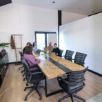 stół konferencyjny industrialny