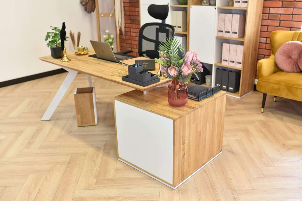 Białe biurko premium z drewnianym blatem loft