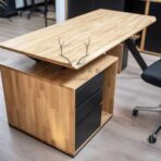 dębowe biurko z podcięciem