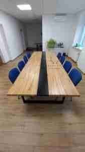stół do sali konferencyjnej drewno metal