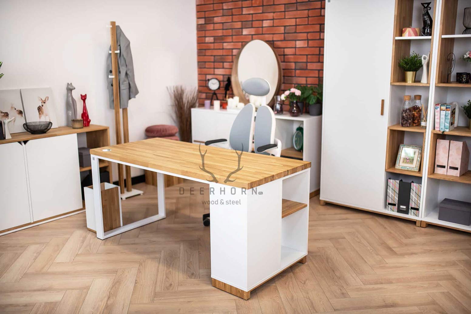 biurko w stylu nowoczesnym