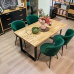 stół z drewna i metalu