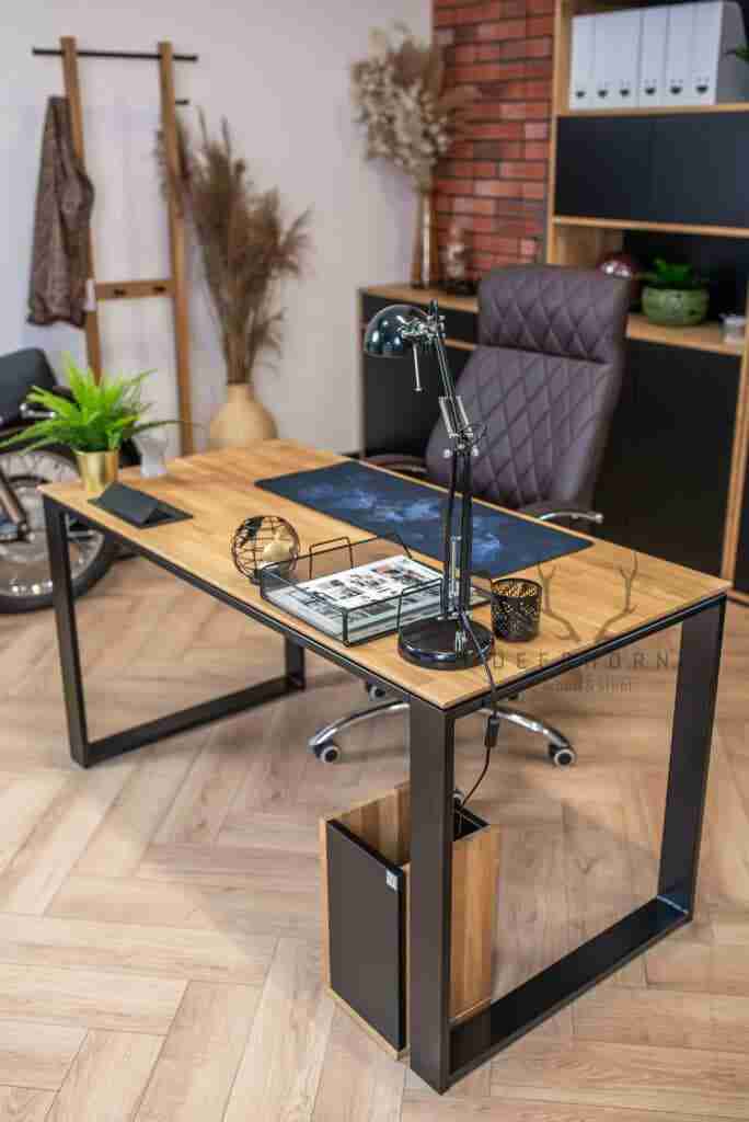 Klasyczne biurko z podciętym blatem 140x70 Loft Office Slim