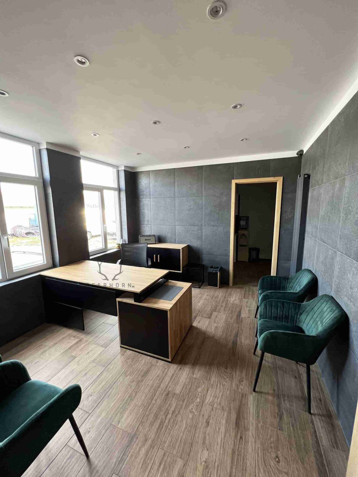 Meble biurowe, gabinetowe do nowoczesnego wnętrza loft