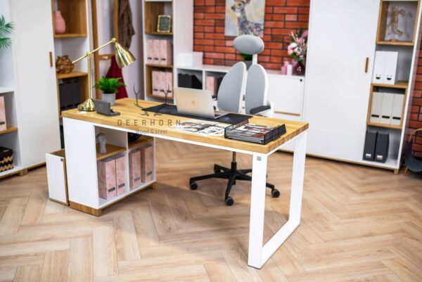 biurko w stylu skandynawskim