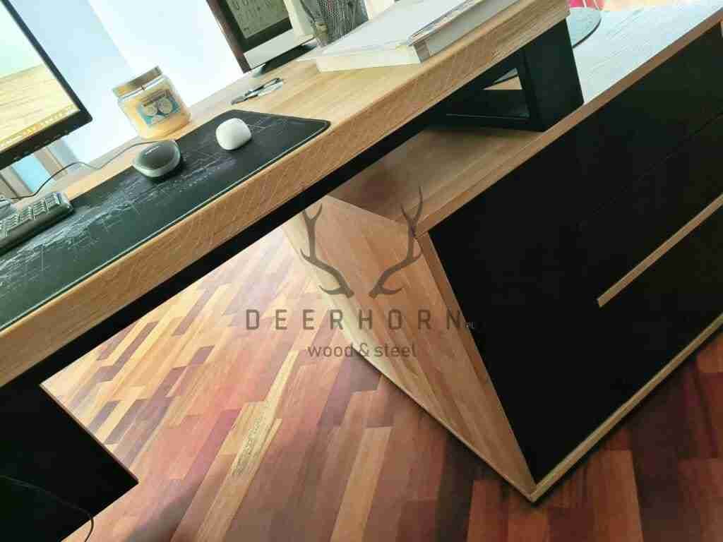 biurko czarne drewniane