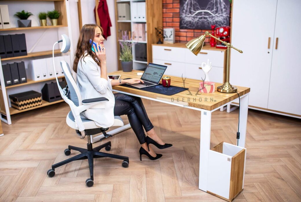 Białe biurko w stylu loft, skandynawskim do biura, gabinetu