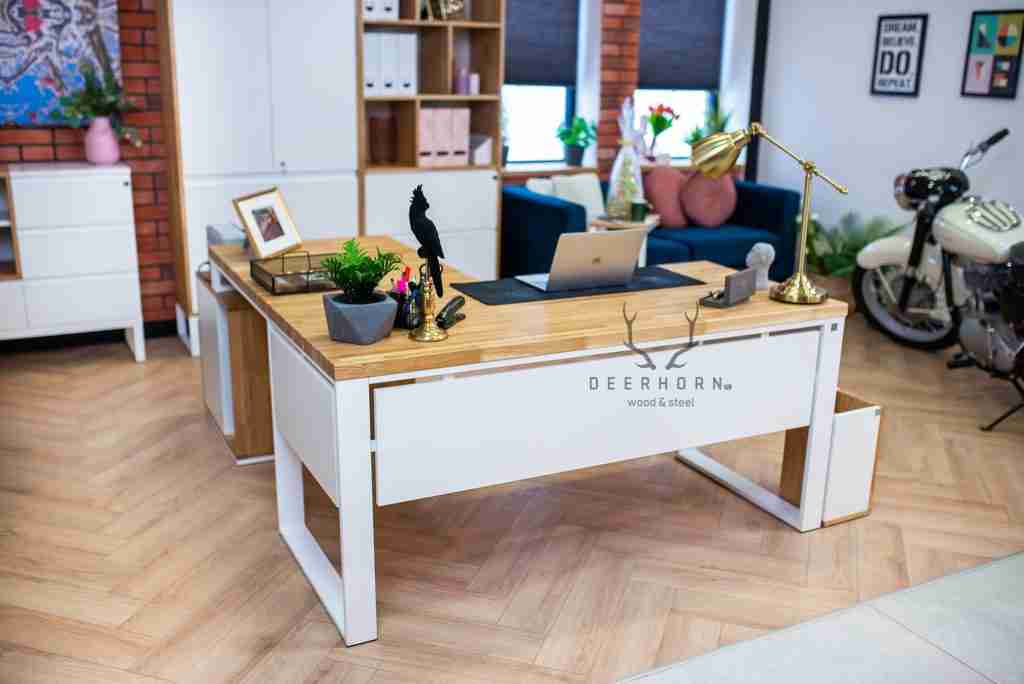 biurko w stylu loft skandynawskim