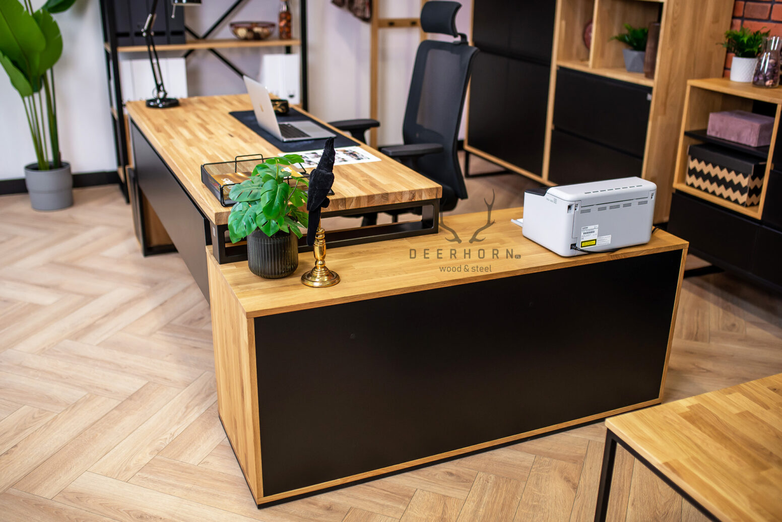 Biurko narożne drewniane długim dębowym blatem premium loft