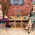 stolik kawowy drewniany