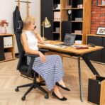 biurko czarne dla kobiety