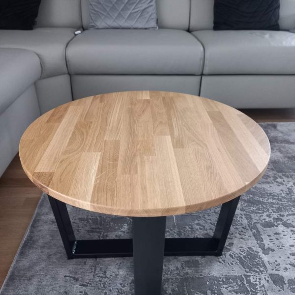 stolik z blatem z litego drewna