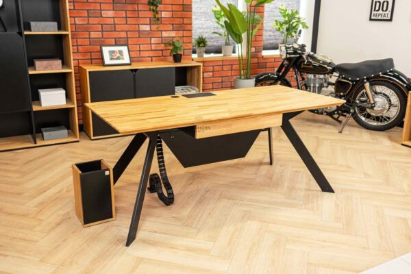 biurko drewniane nowoczesne