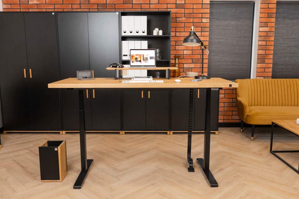 Biurka z regulacją wysokości 180x70 od polskiego producenta