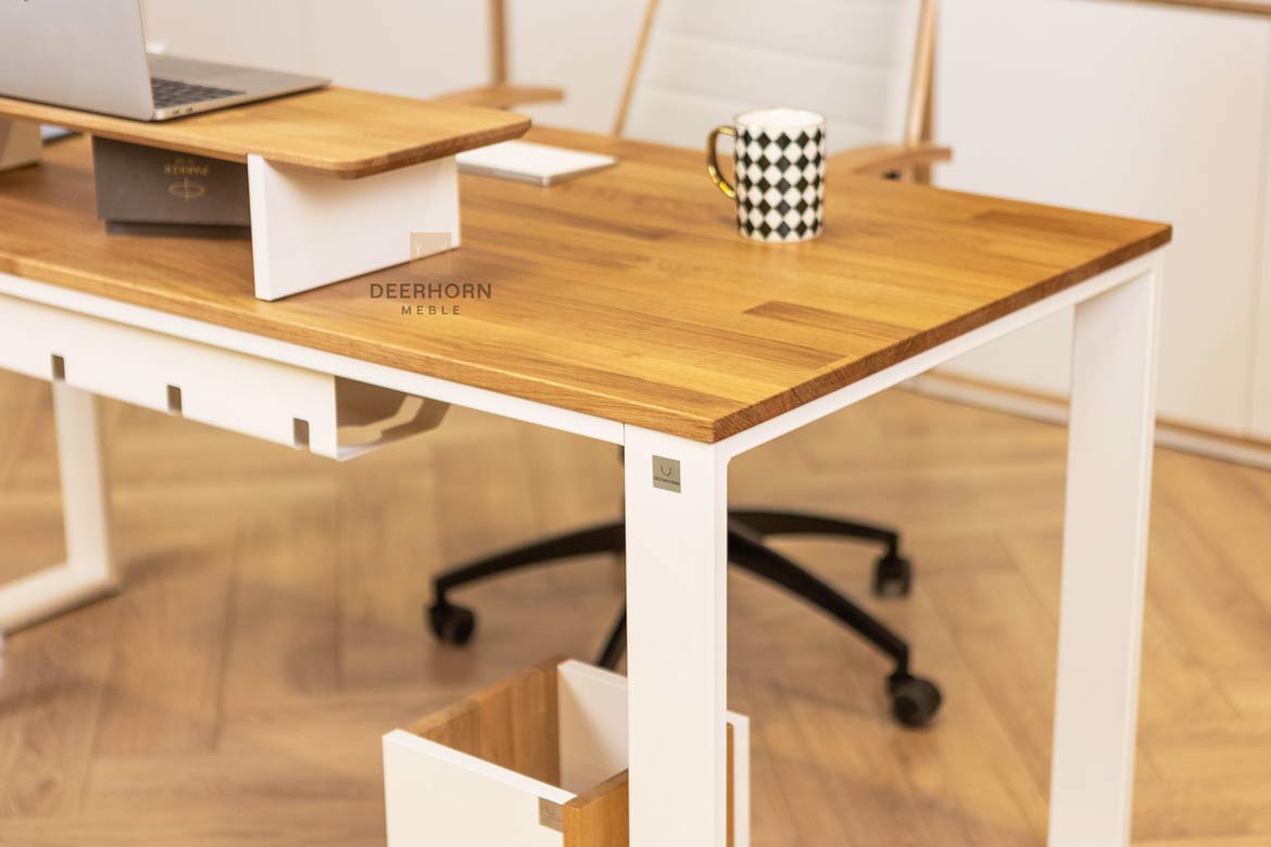 biurko drewniane dębowe z blatem drewnianym
