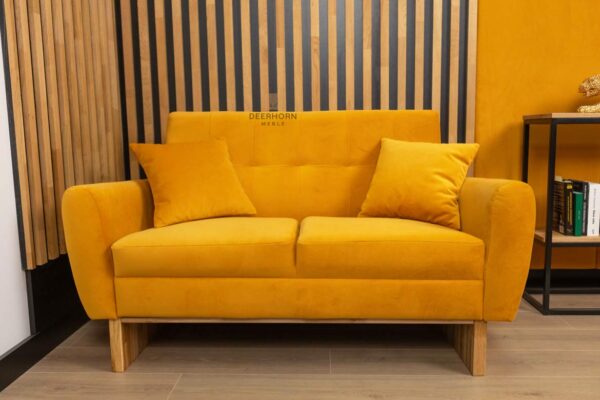 sofa do biura żółta dwuosobowa, widok z przodu