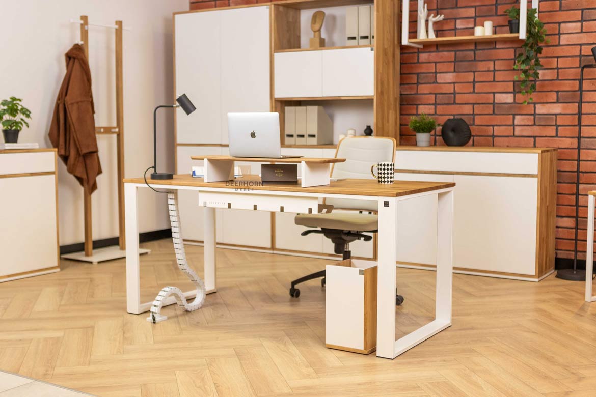 solidne biurko białe z metalu i drewna