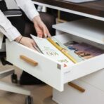 szafka biała z szufladami