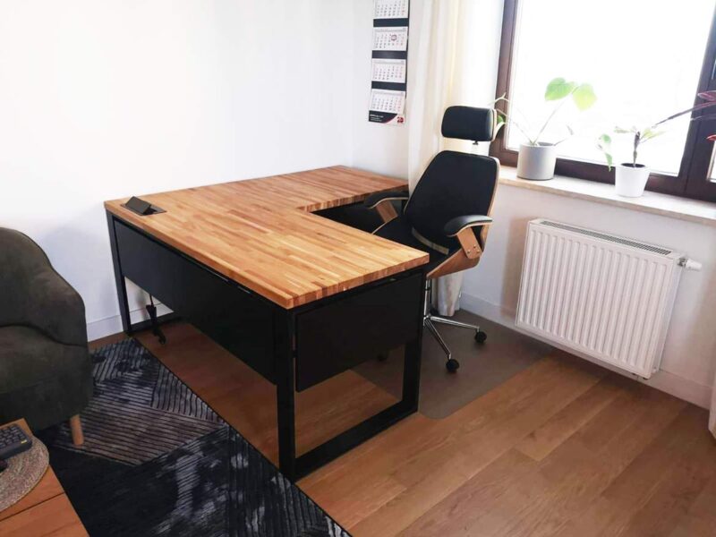Narożne biurko z drewnianym blatem loft office plus Deerhorn