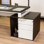 biała szafka do biurka