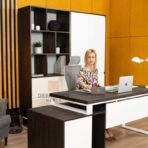 biurowe meble czarne