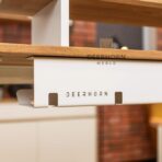 metalowy organizer na kable