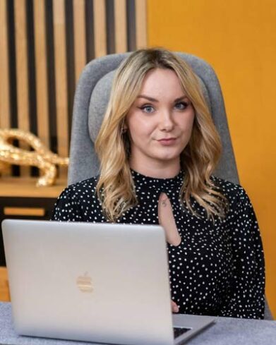 Klaudia Kulasza Hirschhorn