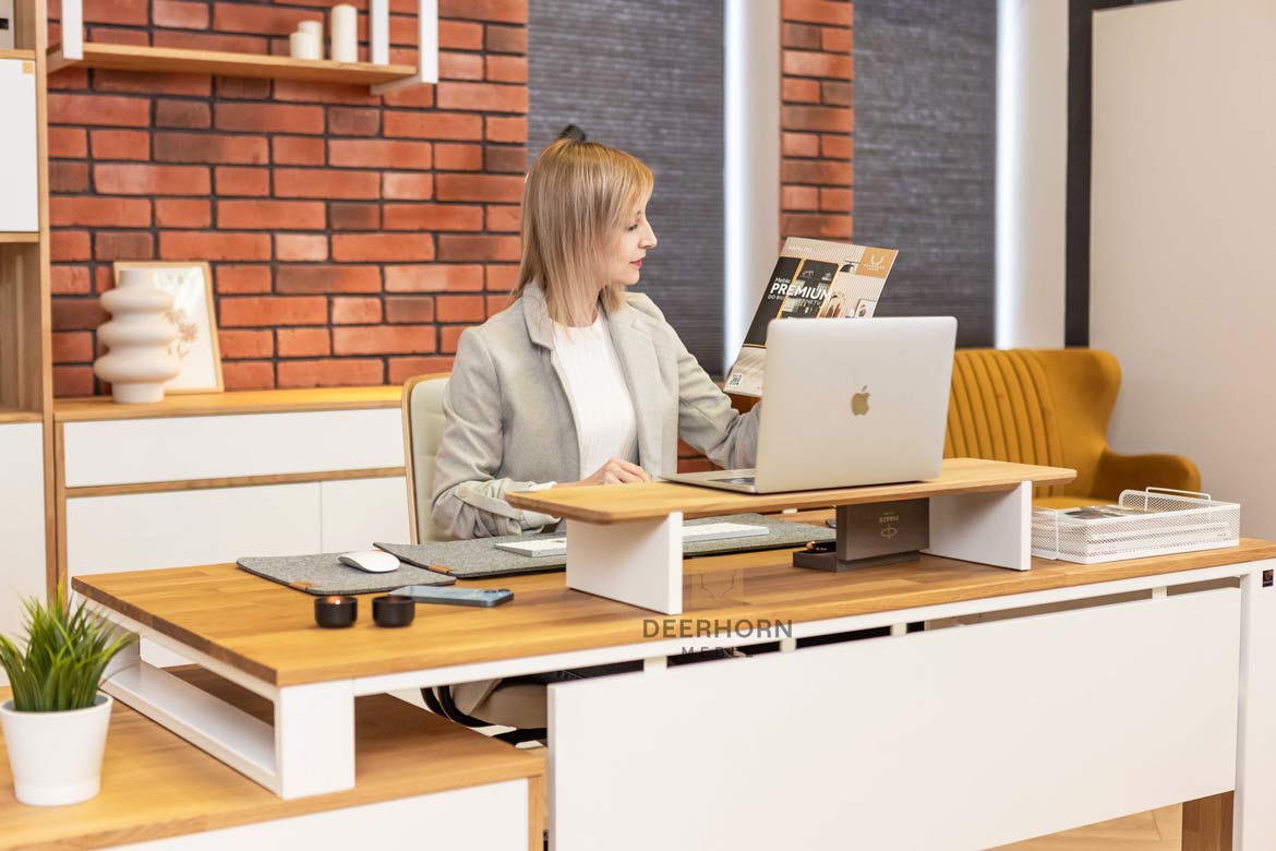 ergonomiczne biurko do home office
