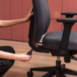 ergonomiczny fotel biurowy z regulacją