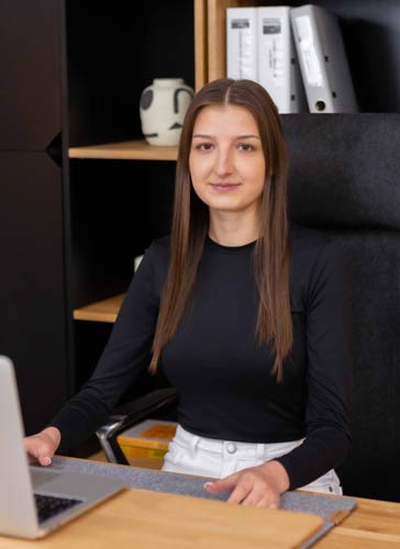 Kinga Sobaszek Deerhorn