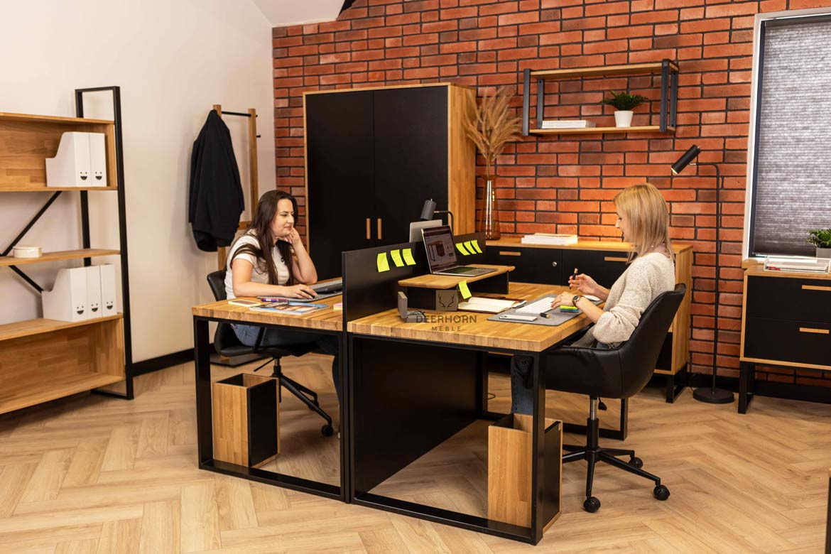 solidne biurko pracownicze