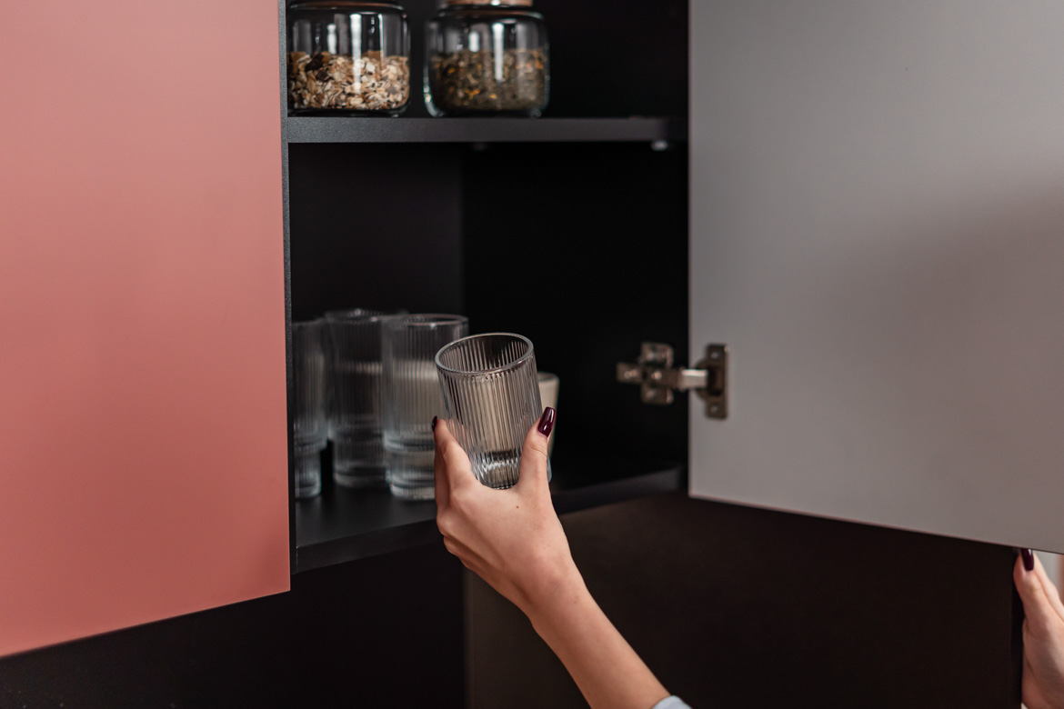 aneks do firmy z szafkami