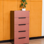 komoda z szufladami do studia projektowego