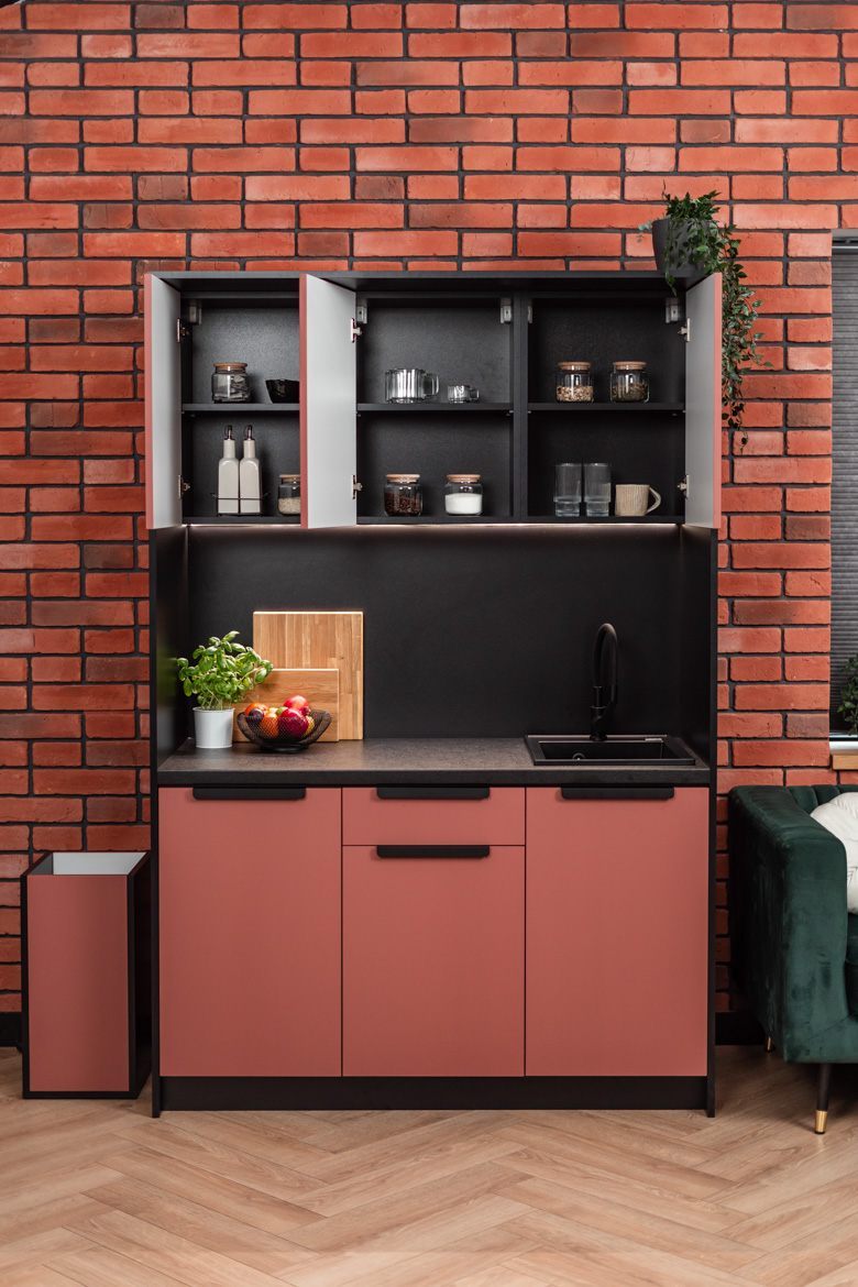 kuchnia-biurowa-w-odcieniu-cegły kuchnia biurowa w odcieniu cegły