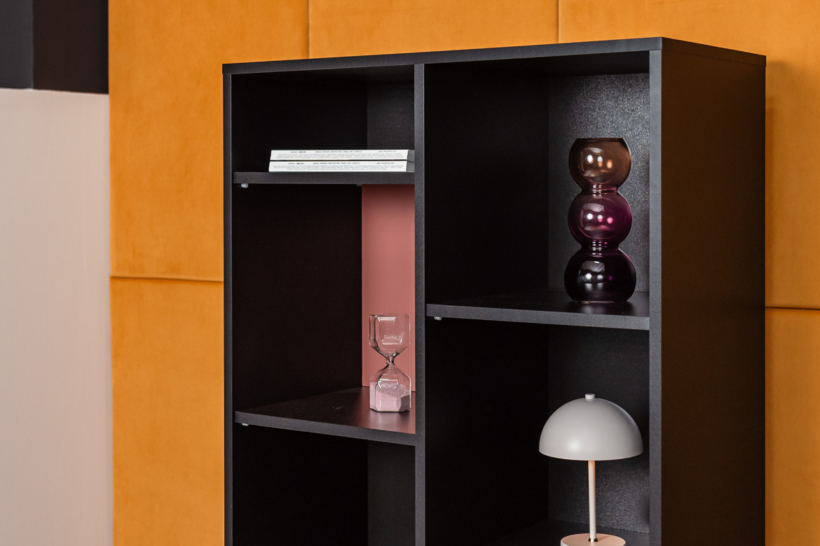 regal-z-polkami-otwartymi regał z półkami otwartymi