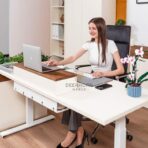 ergonomiczne biurko do komputera