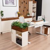 ergonomiczne biurko do pracy stojącej