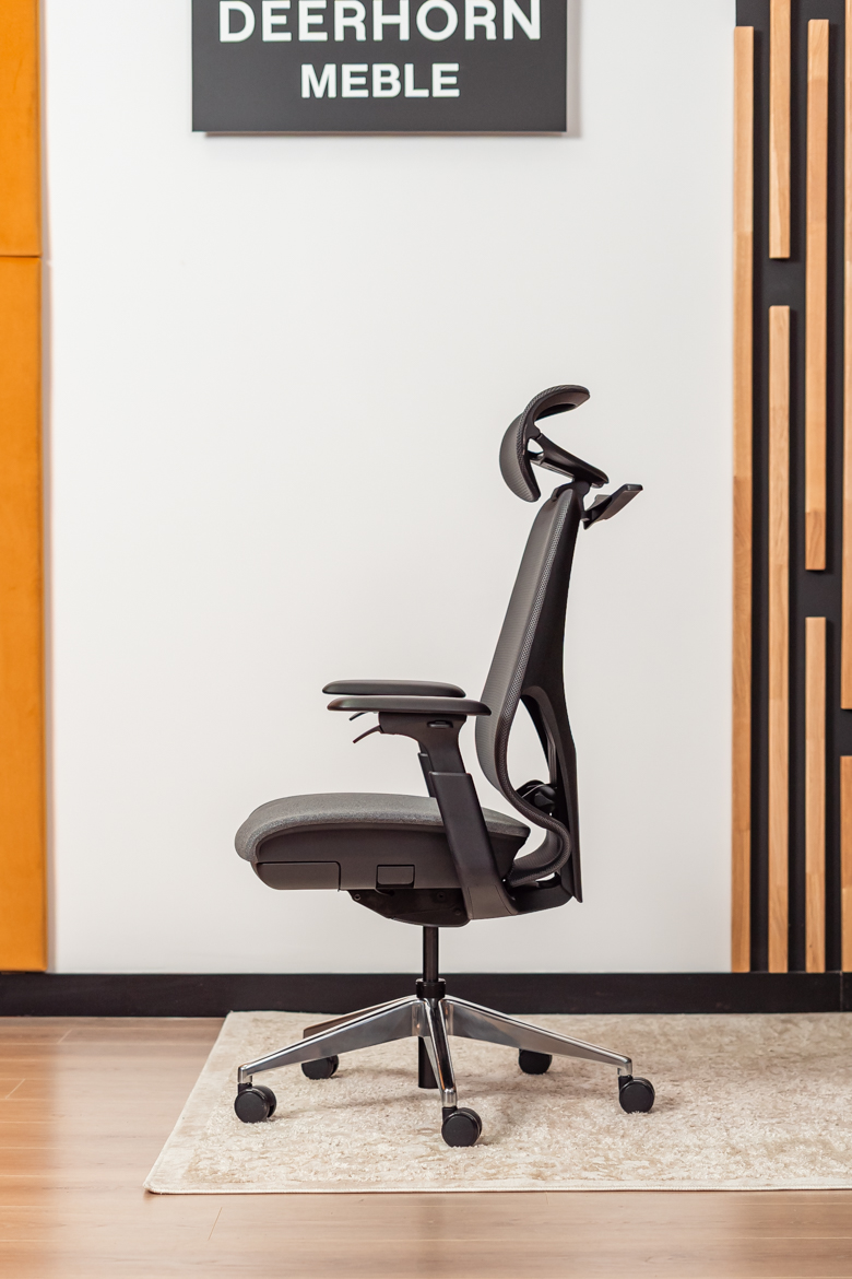 fotel-do-pracy-z-podparciem-szyi fotelk do pracy z podparciem szyi