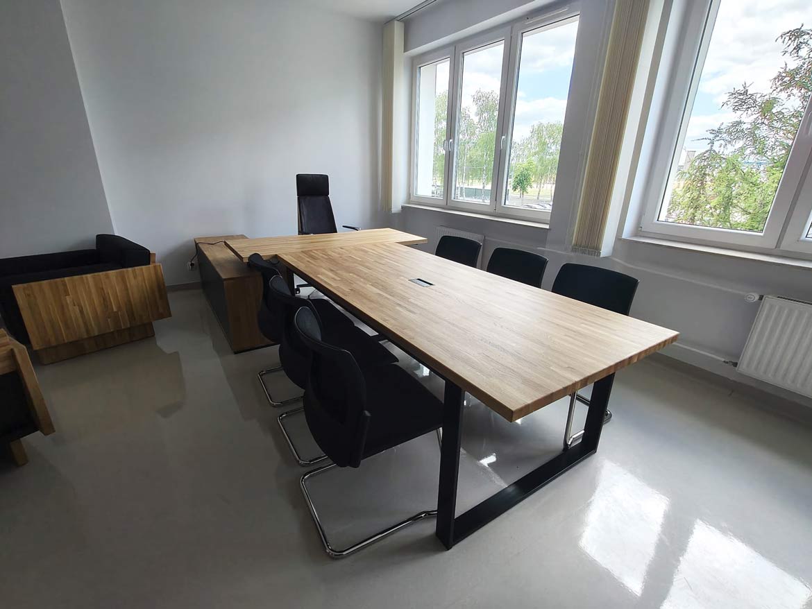 stol konferencyjny do gabinetu