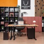 biurko z napędem elektrycznym do pracy stojącej