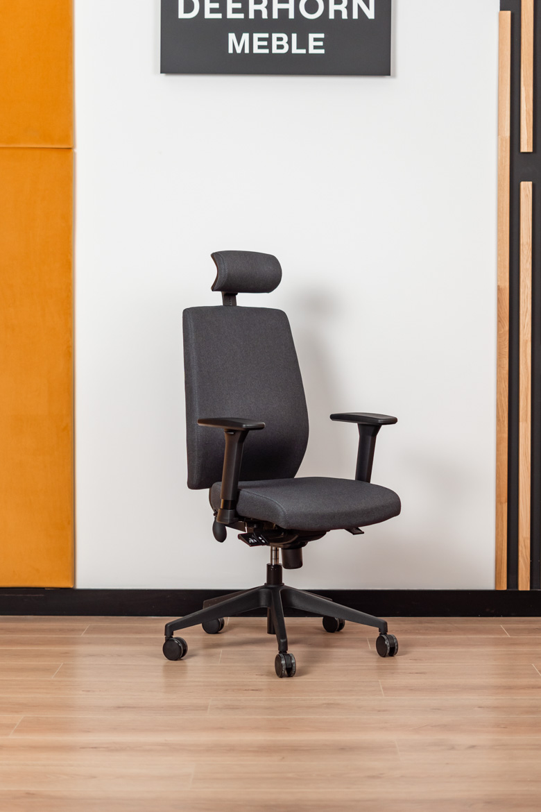 fotel-idealny-do-pracy-hybrydowej fotel idealny do pracy hybrydowej