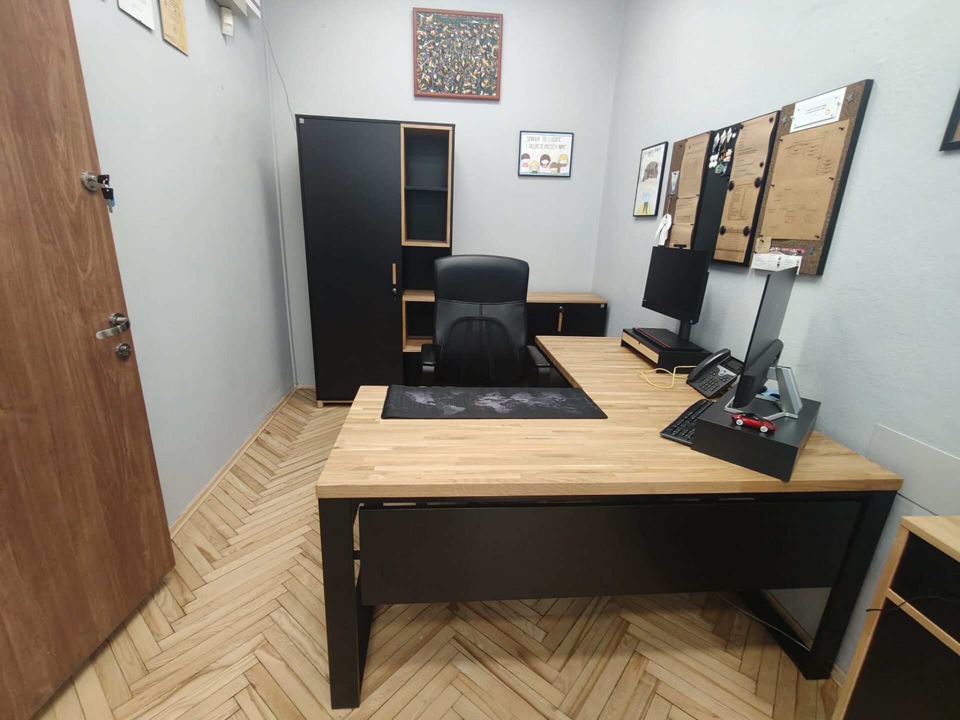 Meble do Sekretariatu szkoły podstawowej i przedszkola