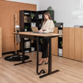 biurko regulowane dla zdrowej pracy
